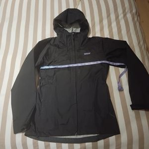 EUC Women's Patagonia Rain Shell Size XS